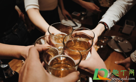 白酒喝了再喝啤酒对身体好不