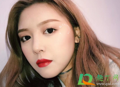 美瞳戴反了能感觉出来吗