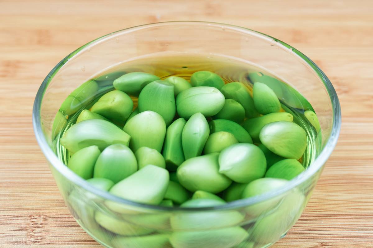 蒜腌多长时间可以吃 醋泡大蒜多久