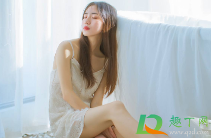 割双眼皮要动刀吗