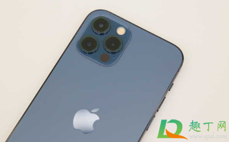 iphone12暖色屏可以退吗