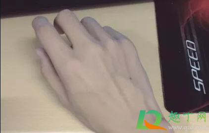 手指毛孔粗大如何改善
