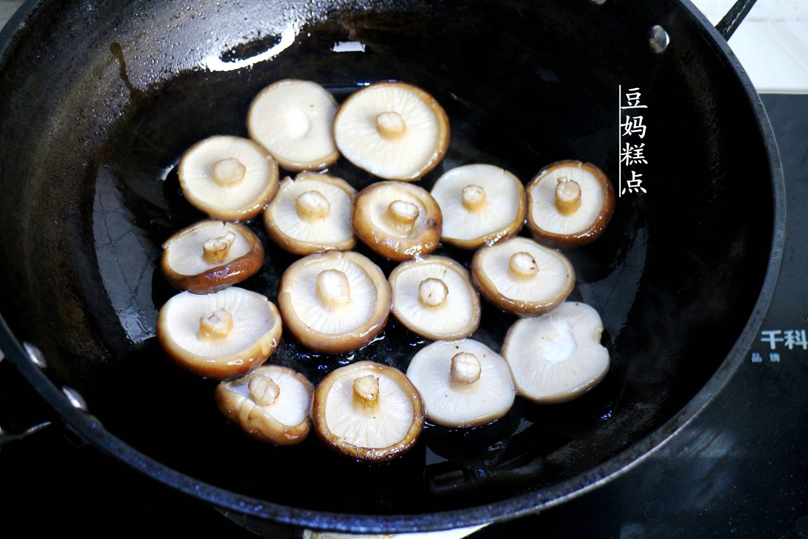 怎样判断香菇是否煮熟了 蘑菇多久能熟