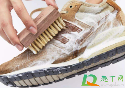 鞋子可以用漂白剂漂白吗