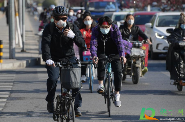 冬天戴口罩容易湿怎么办