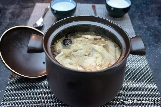 风姜鸡汤煲多久才足火 鸡汤要煲多久