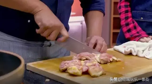 风姜鸡汤煲多久才足火 鸡汤要煲多久