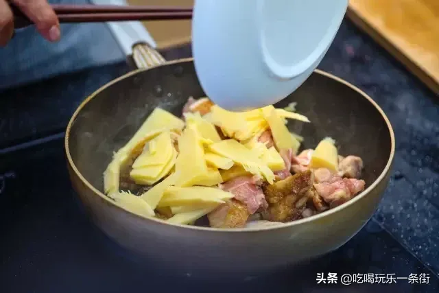 风姜鸡汤煲多久才足火 鸡汤要煲多久