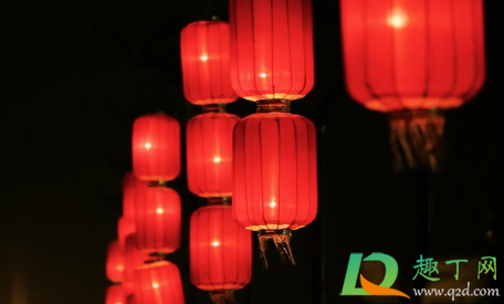 过年挂灯笼一般家里挂几个最合适