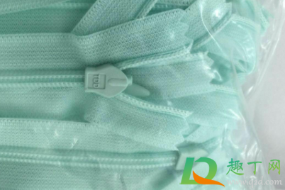 拉链头滑出来了怎么上回去