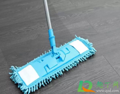 地板用什么拖干净又不滑