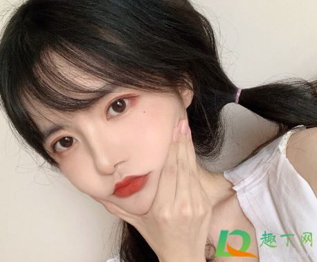 小三加我微信要告诉老公吗