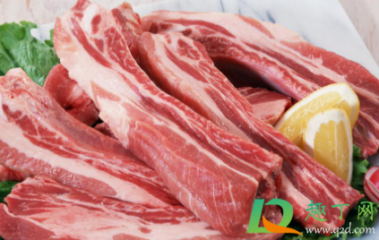 猪肉淡红色好还是深红色好