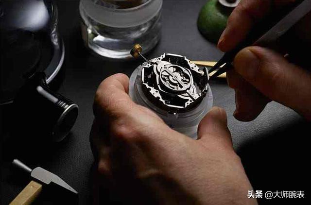 万国手表保养要注意哪些东西?