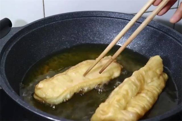 油条放酵母粉多久可以做 做油条发酵多久