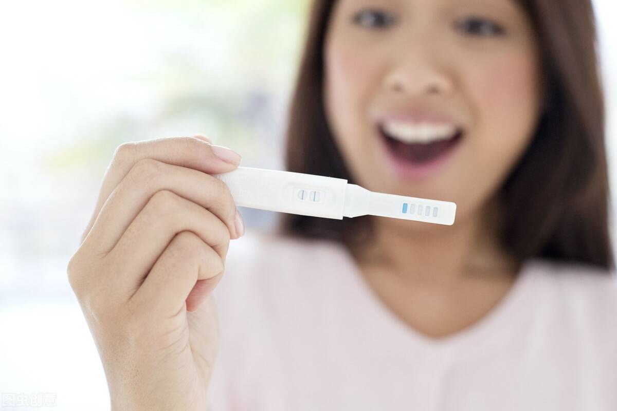 第二条杠很浅是怀孕吗 一般多久可以验孕