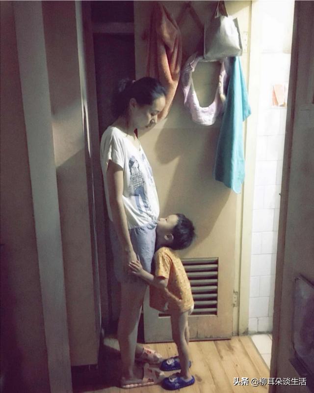 结婚时，男方出彩礼、买房、买车，女方的价值在哪里？