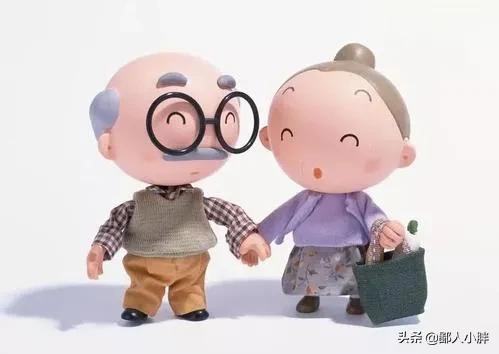 父亲没有退休金,天天住我家,经常要钱买车厘子,老婆很烦怎么办?