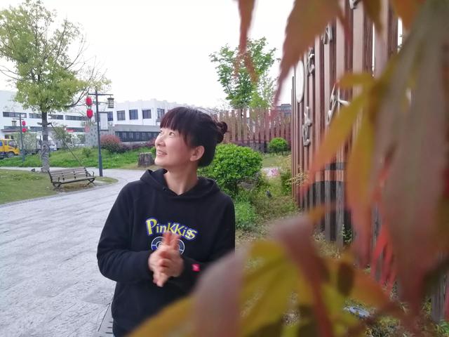 四十多岁的女人,怎么能让自己显得不像一个大妈?