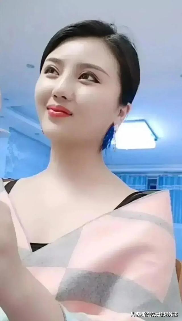 四十多岁的女人,怎么能让自己显得不像一个大妈?