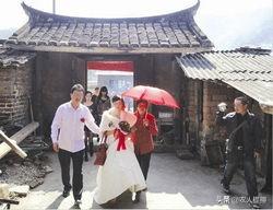为什么有些农村人宁愿老了没钱养老,也要花光一辈子的积蓄为儿子天价彩礼娶媳妇?