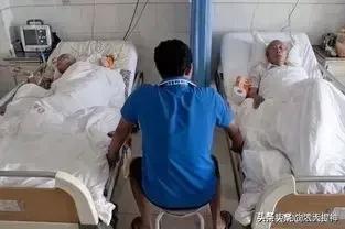 为什么有些农村人宁愿老了没钱养老,也要花光一辈子的积蓄为儿子天价彩礼娶媳妇?