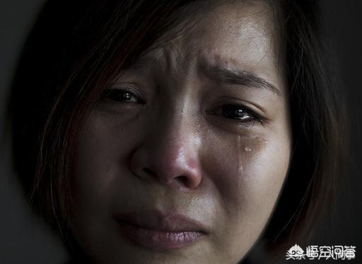 如果一个男性，每天时刻想着一个女性，而且这种感觉越来越强烈，他是怎么了？