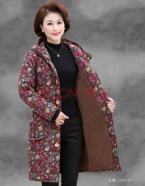有哪些适合中老年女性的中高档服装品牌?
