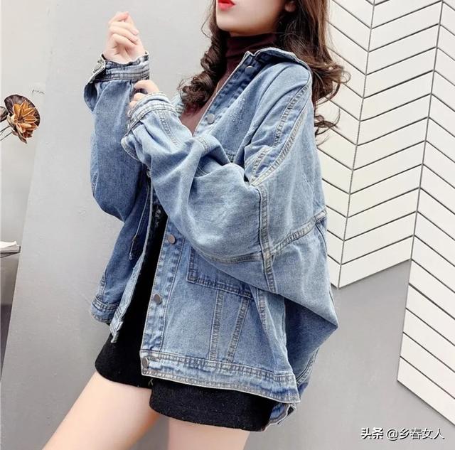 微胖女人适合穿休闲衣服吗？
