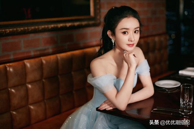 如何穿搭出高级的性感,恰到好处的撩?