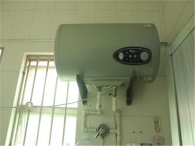 热水器电源插头过热是什么原因?