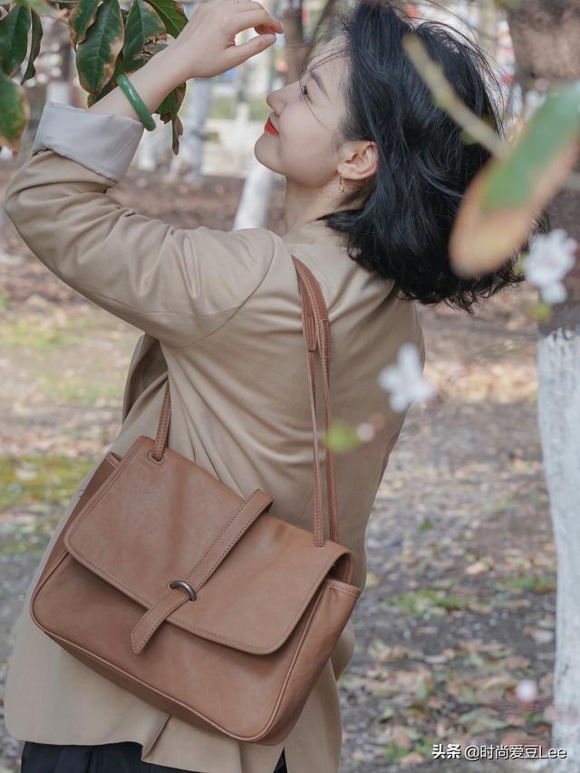 苹果型(梨形)身材如何穿衣搭配?