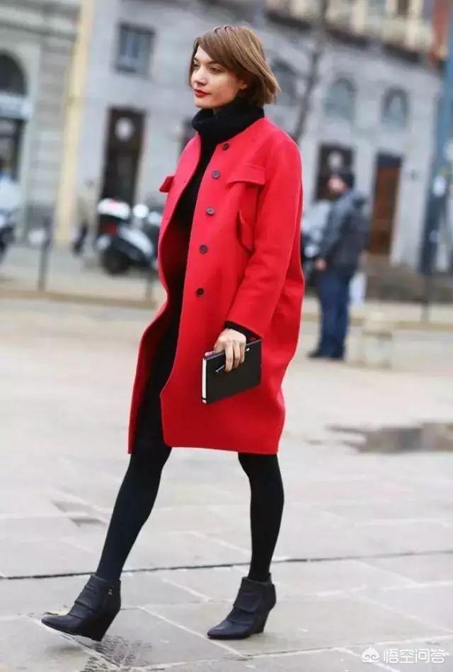 女生大衣里面都穿什么样的打底衫呢？