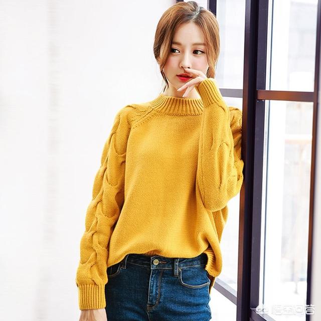 女生大衣里面都穿什么样的打底衫呢？