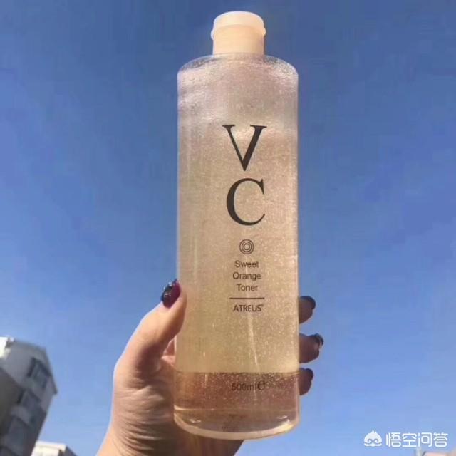 有学生党用的适合油性皮肤的护肤品吗?