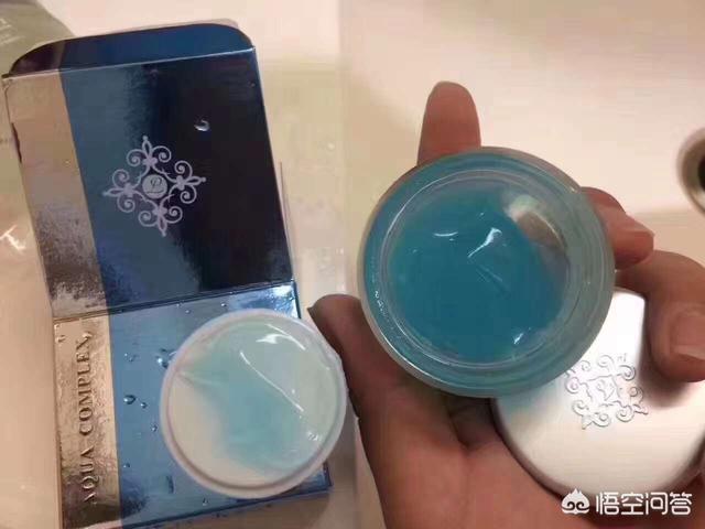 有学生党用的适合油性皮肤的护肤品吗?