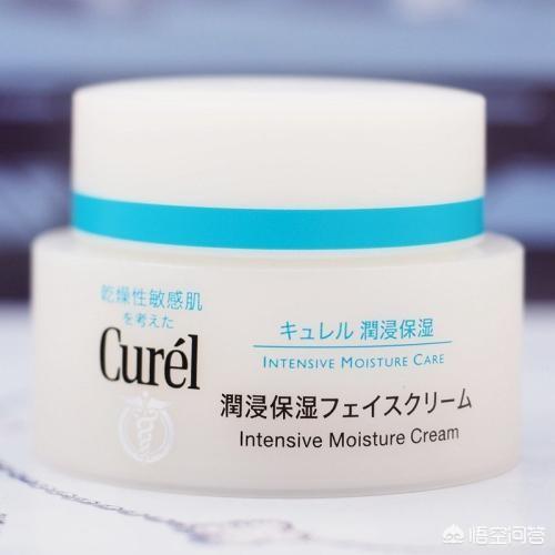 有学生党用的适合油性皮肤的护肤品吗?