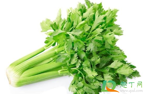 水芹菜的功效与作用 水芹菜焯水后为什么水变黑