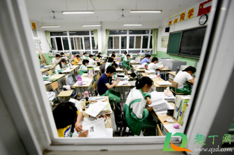 今年五一放假时长为什么和以往不一样 2021年五一调整5天学校是不是还要补课