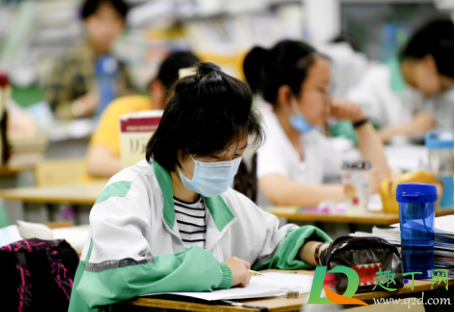 今年五一放假时长为什么和以往不一样 2021年五一调整5天学校是不是还要补课
