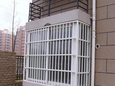 防盗窗下雨很吵怎么办