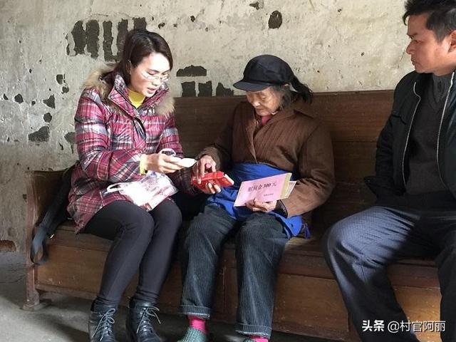 一户人家只有奶奶和孙子两个人,这样可以算贫困户吗?
