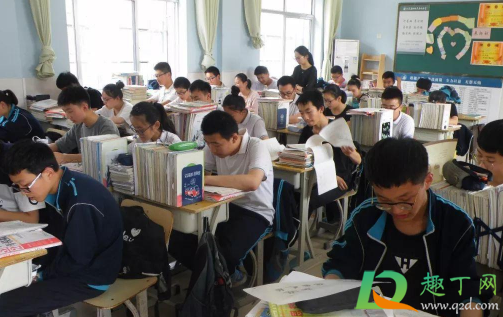 2021高考看考场的时候可以带手机吗