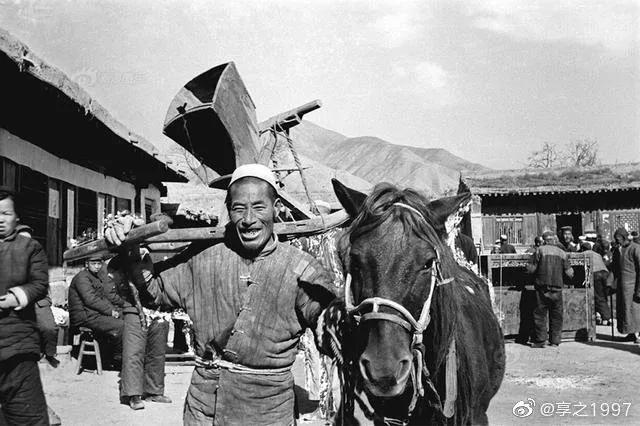你经过解放初期土地改革,农民分田分地时高兴激动的场景吗?