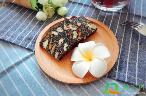 如何吃阿胶糕效果最好 阿胶糕切好后需要急冻吗