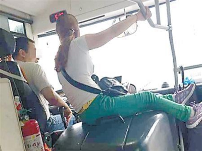 与公交司机交谈有哪些危险隐患