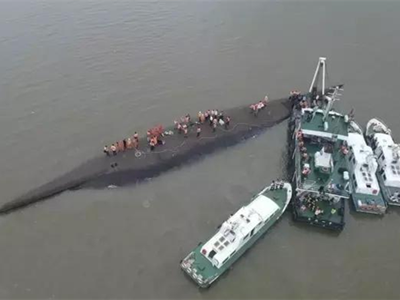客轮倾覆怎样自救