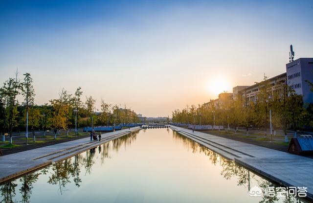 四川大学在中国是一所什么档次的大学？
