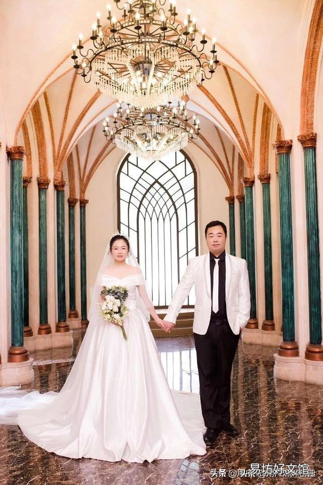 明天朋友女儿结婚,如何为他们写一首诗?