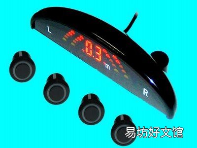 凯迪拉克倒车雷达开关在哪里